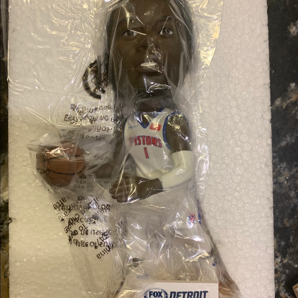 NEW Detroit Pistons Reggie Jackson bobblehead.